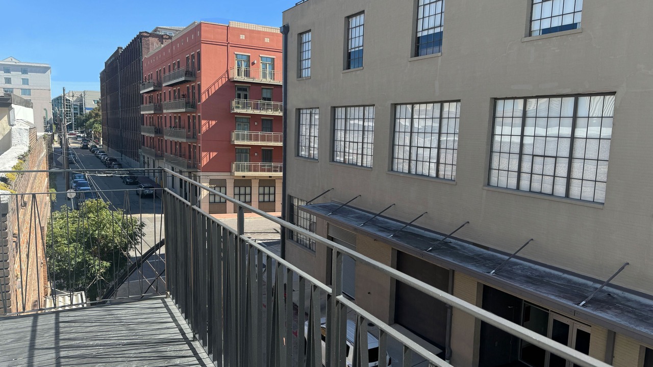 Photo of Patio Balcony in Arts/Warehouse District