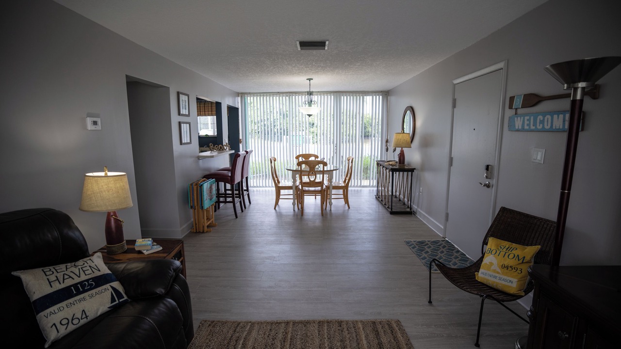 Photo of Livingroom in Ormond Beach