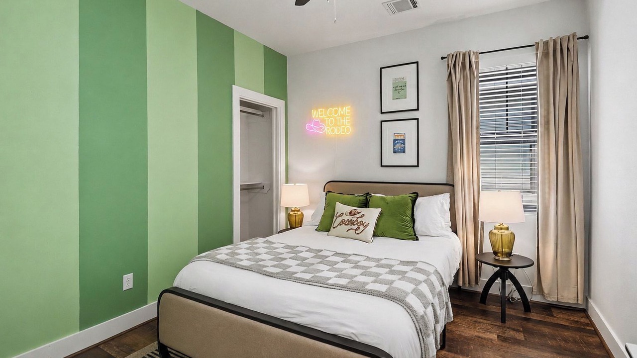 Photo of Bedroom in North Houston