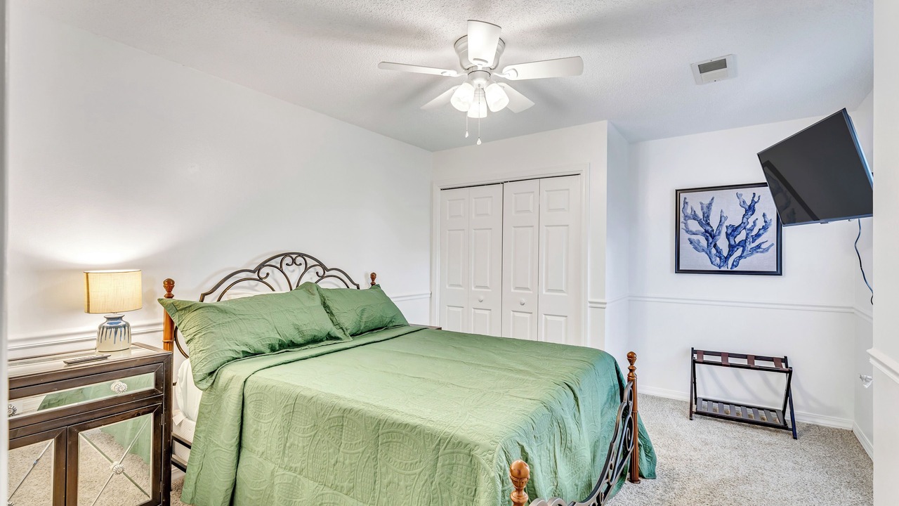 Photo of Bedroom in Gulf Park Estates