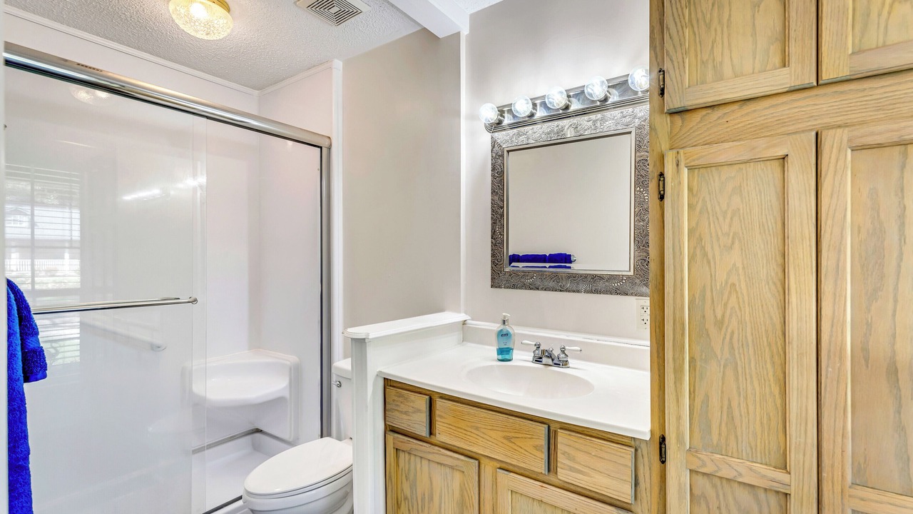 Photo of Bathroom in Gulf Park Estates
