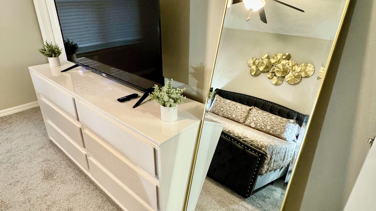 Photo of Bedroom in Northside
