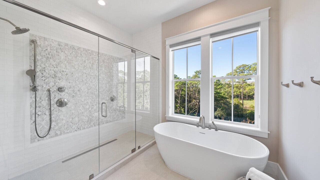Photo of Bathroom in Lakeside at Blue Mountain Beach