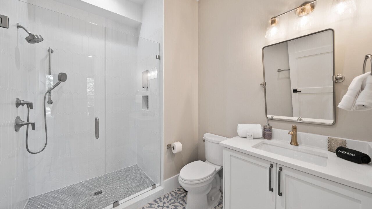 Photo of Bathroom in Lakeside at Blue Mountain Beach