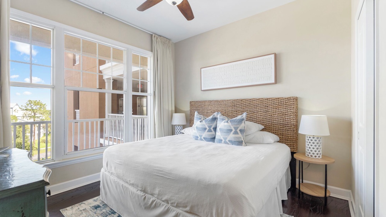 Photo of Bedroom in Upper Grand Lagoon