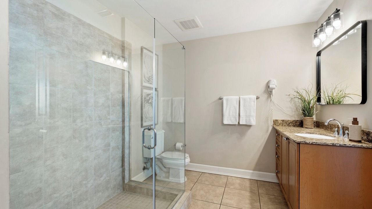 Photo of Bathroom in Upper Grand Lagoon