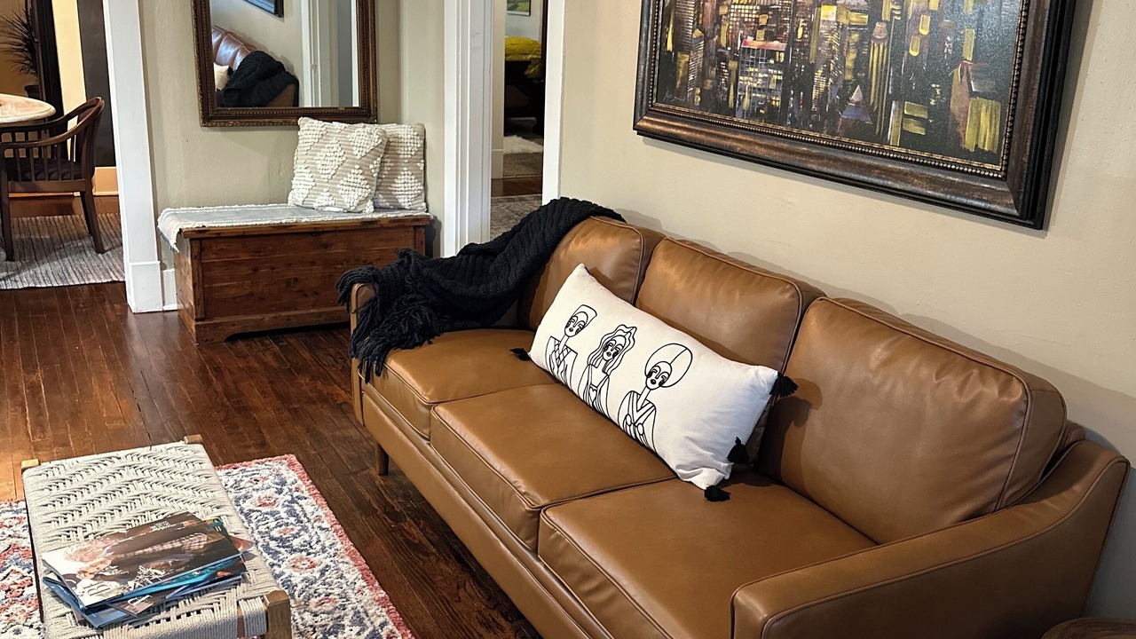 Photo of Livingroom in Monroe