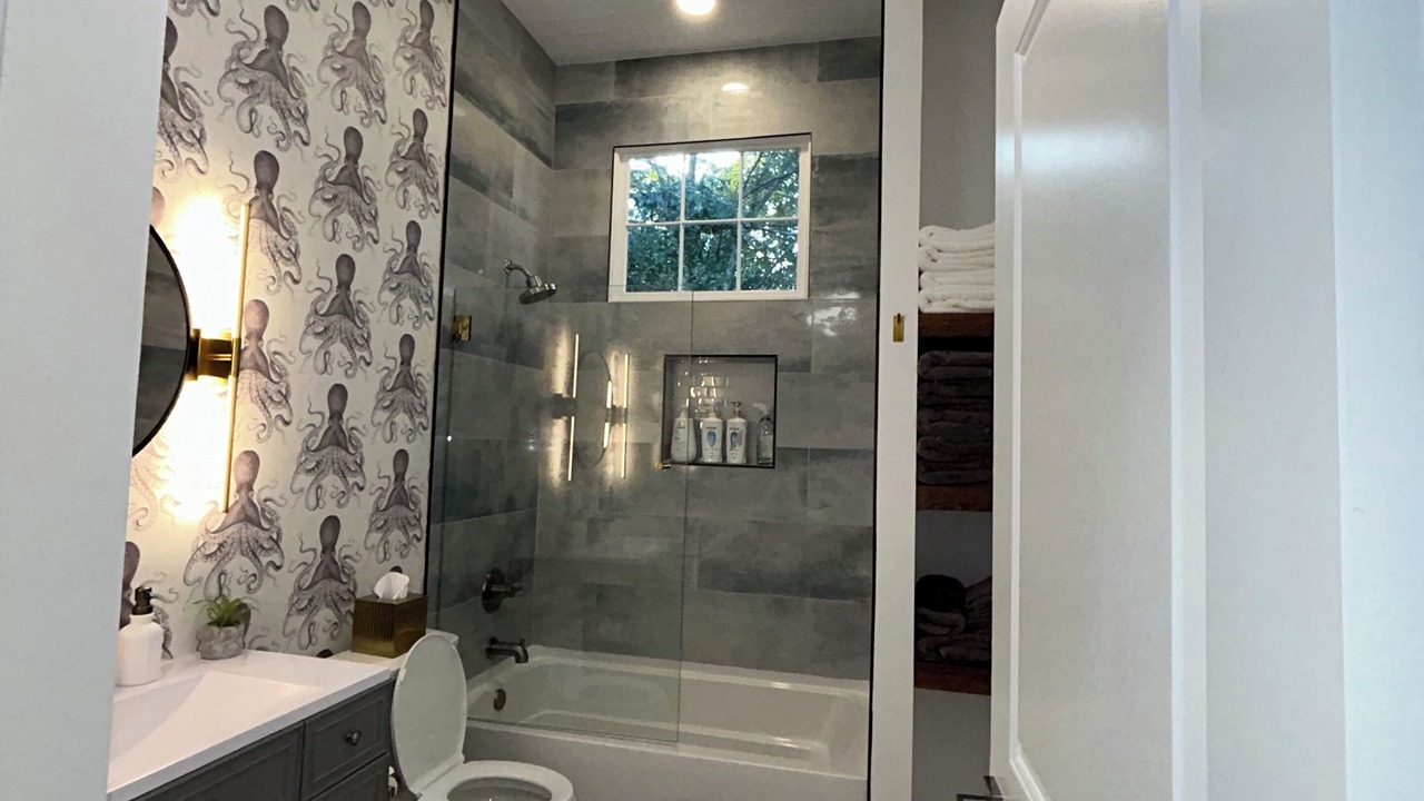 Photo of Bathroom in Old Town