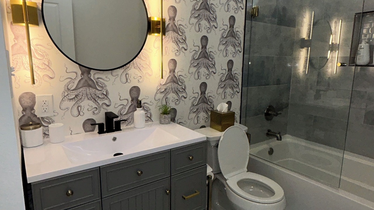 Photo of Bathroom in Old Town