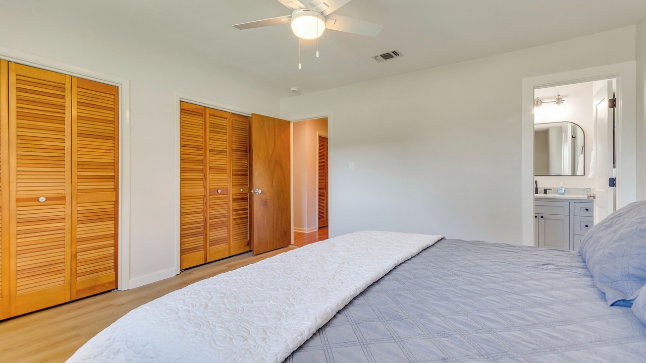 Photo of Bedroom in Ono Island
