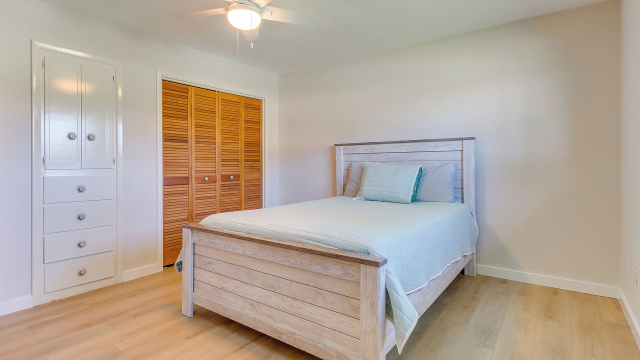 Photo of Bedroom in Ono Island