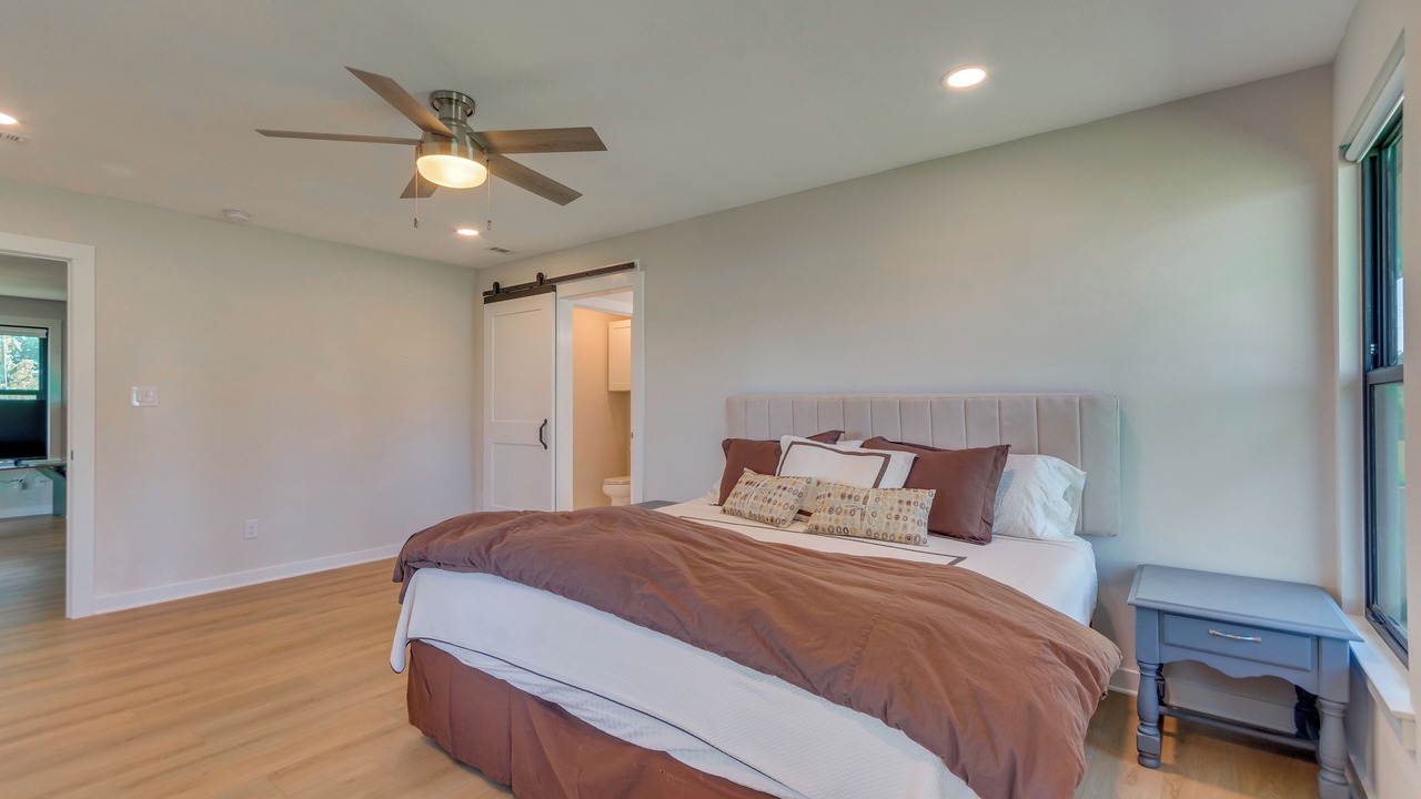 Photo of Bedroom in Ono Island