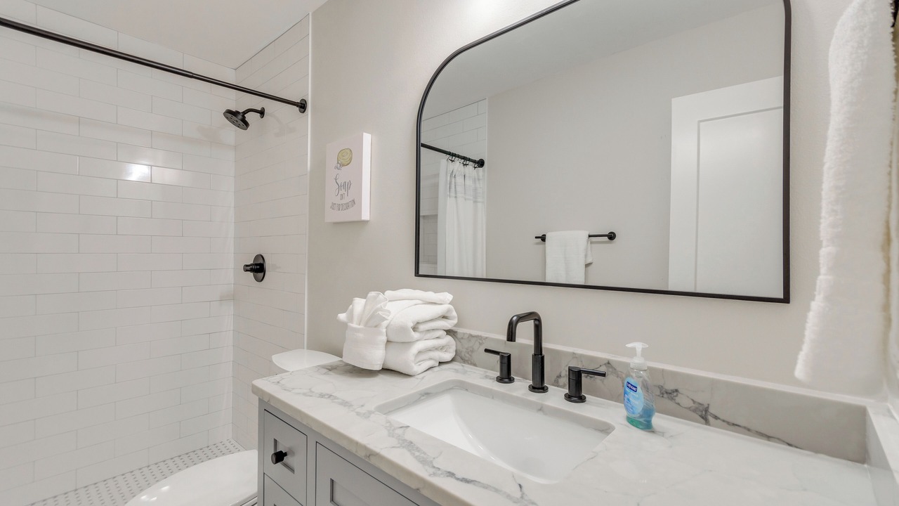 Photo of Bathroom in Ono Island