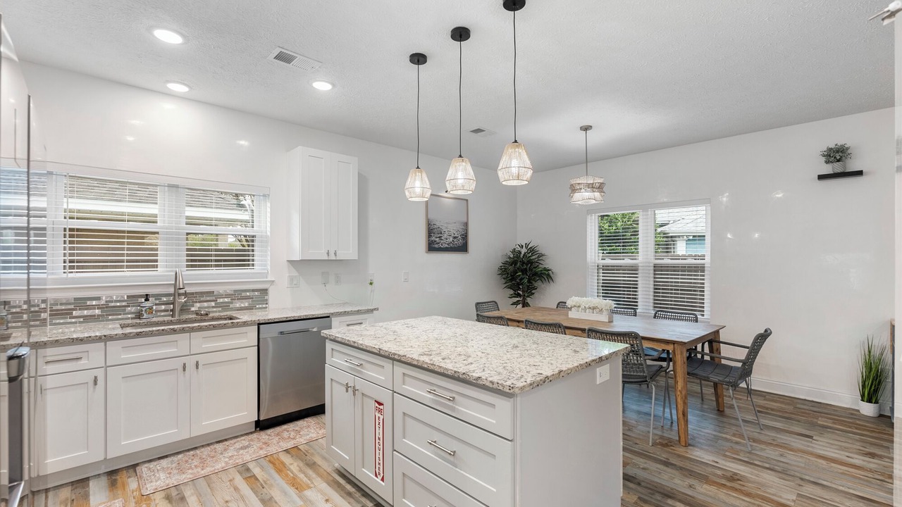 Photo of Kitchen in Upper Grand Lagoon