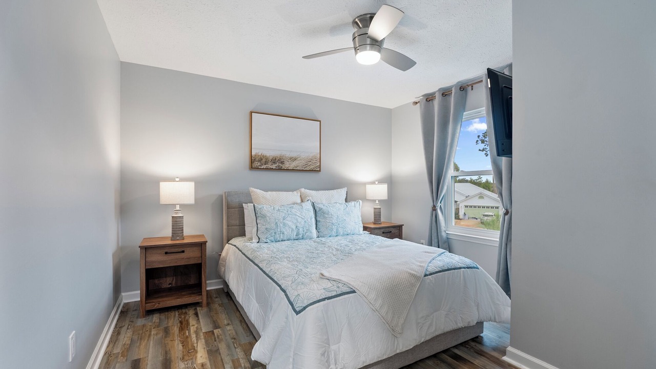 Photo of Bedroom in Upper Grand Lagoon