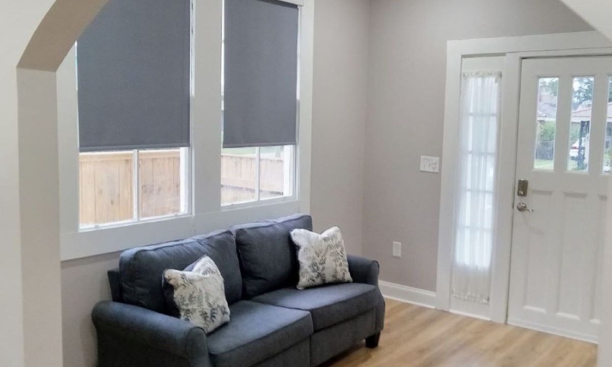 Photo of Livingroom in Holy Cross District
