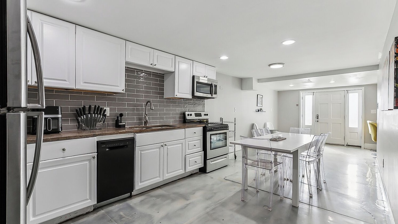 Photo of Kitchen in Algiers Point
