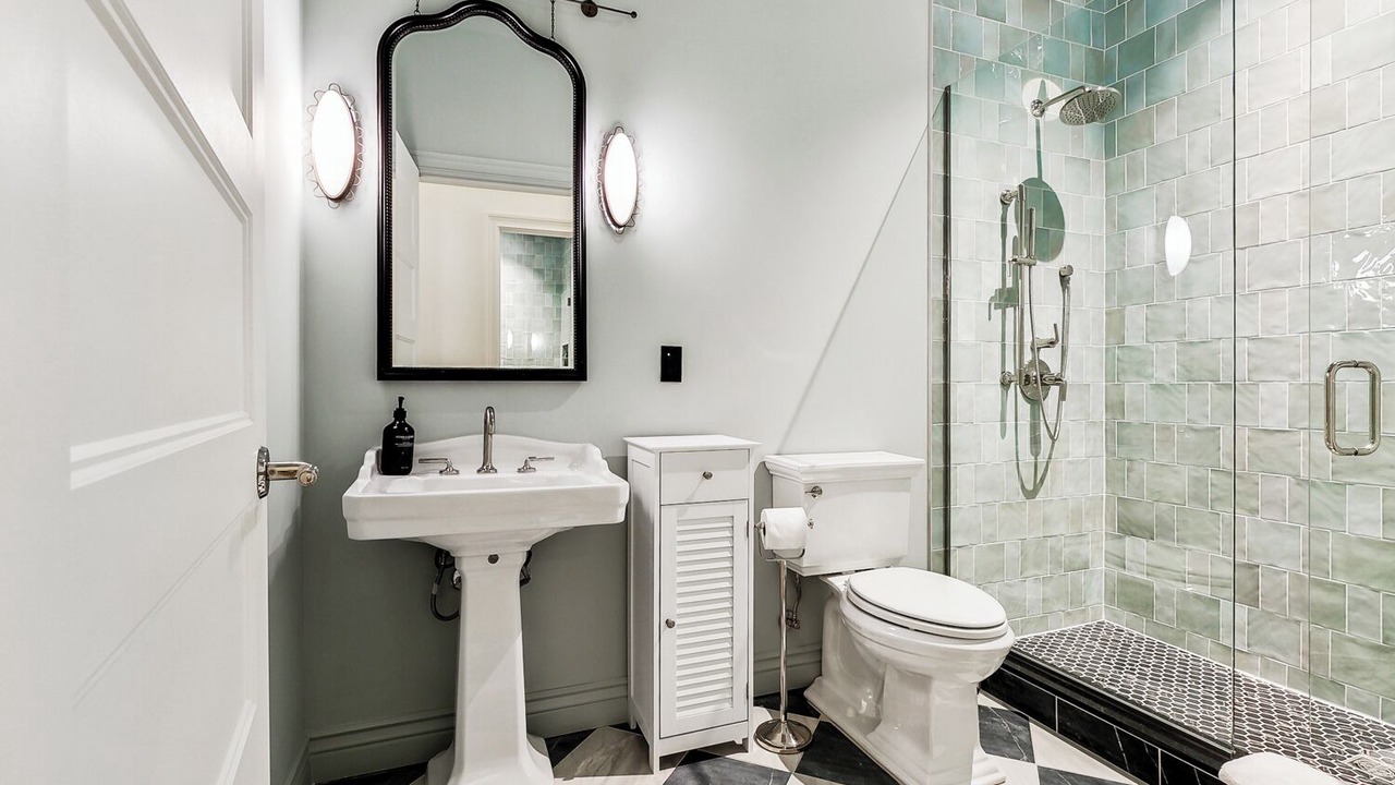 Photo of Bathroom in Central Business District