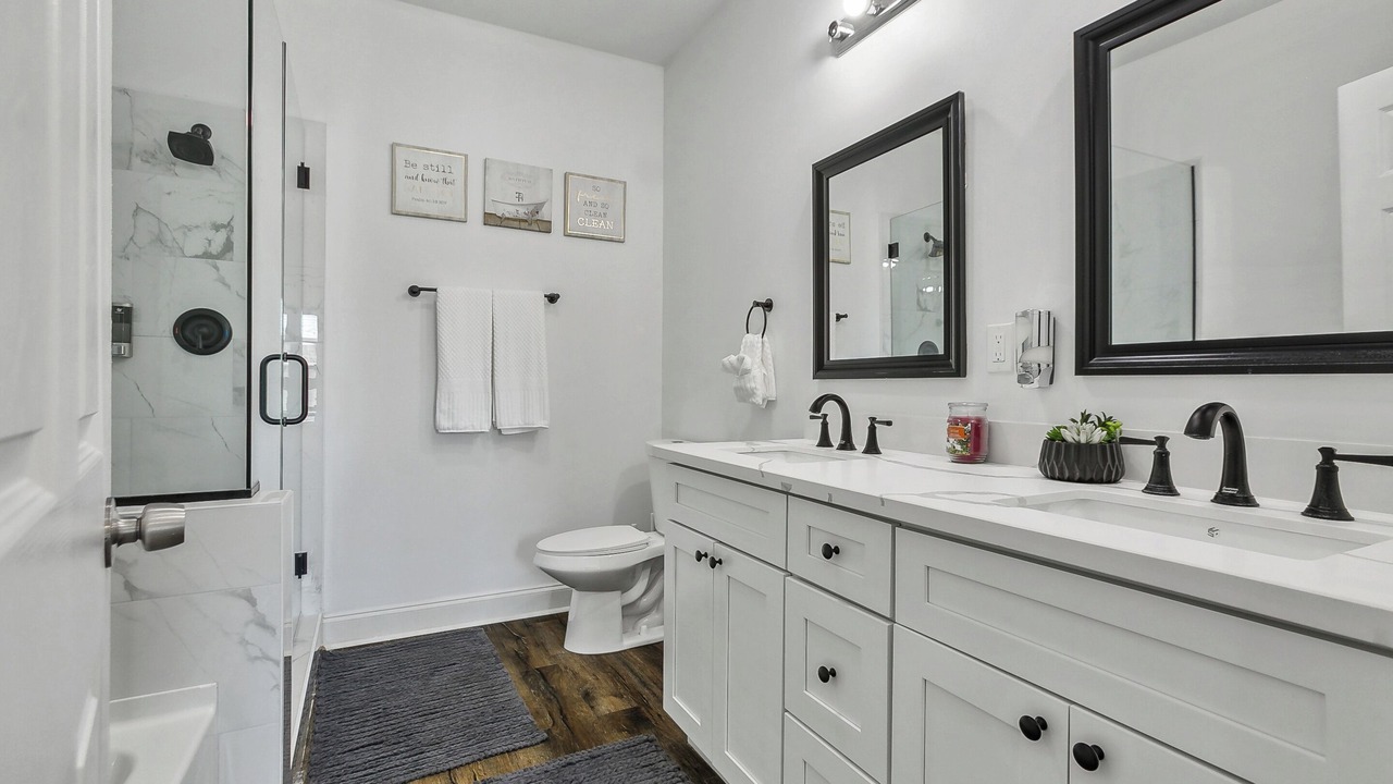 Photo of Bathroom in Marlyville - Fontainebleau