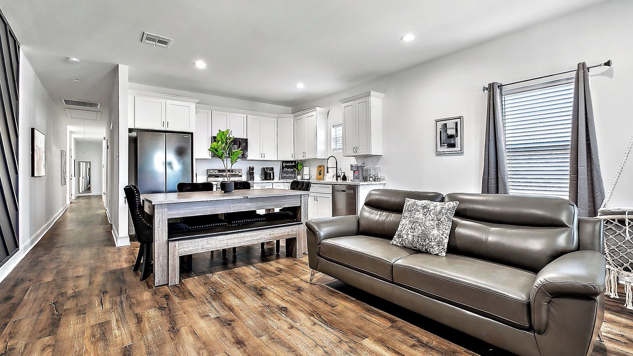 Photo of Livingroom in Marlyville - Fontainebleau