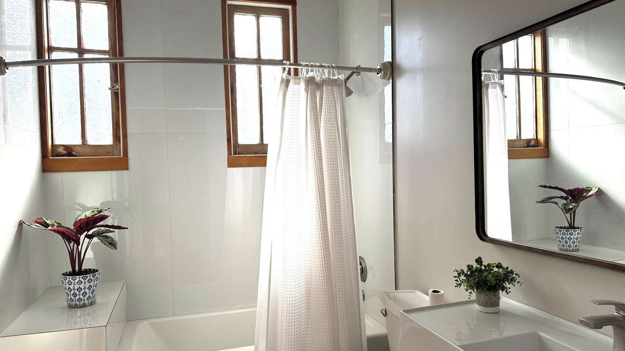 Photo of Bathroom in Broadmoor
