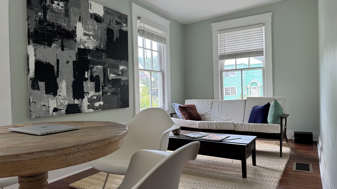 Photo of Livingroom in Broadmoor
