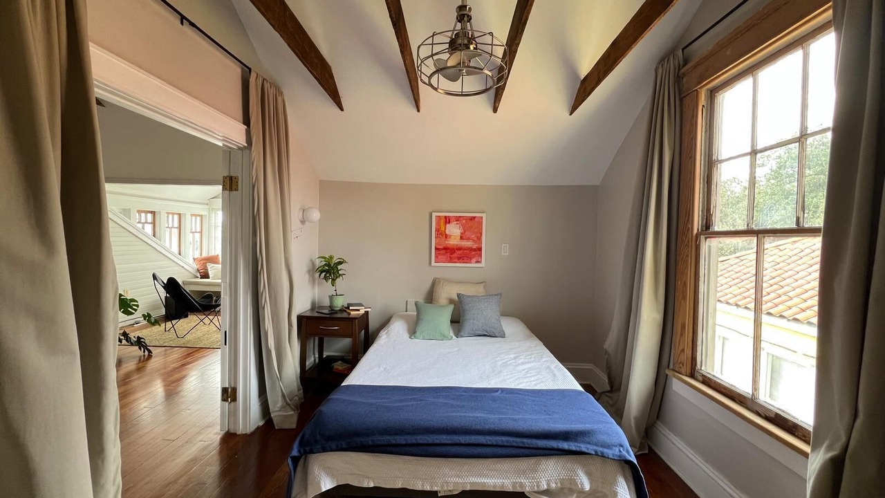 Photo of Bedroom in Broadmoor