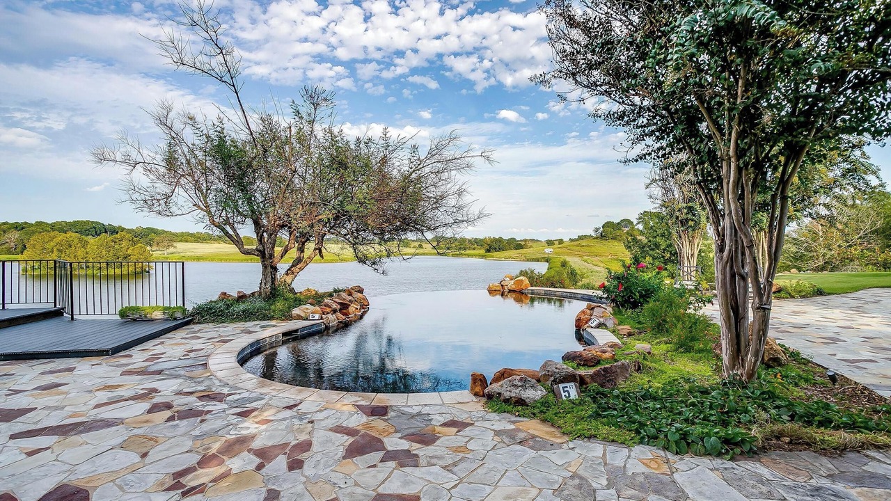 Photo of Outdoor in Boswell
