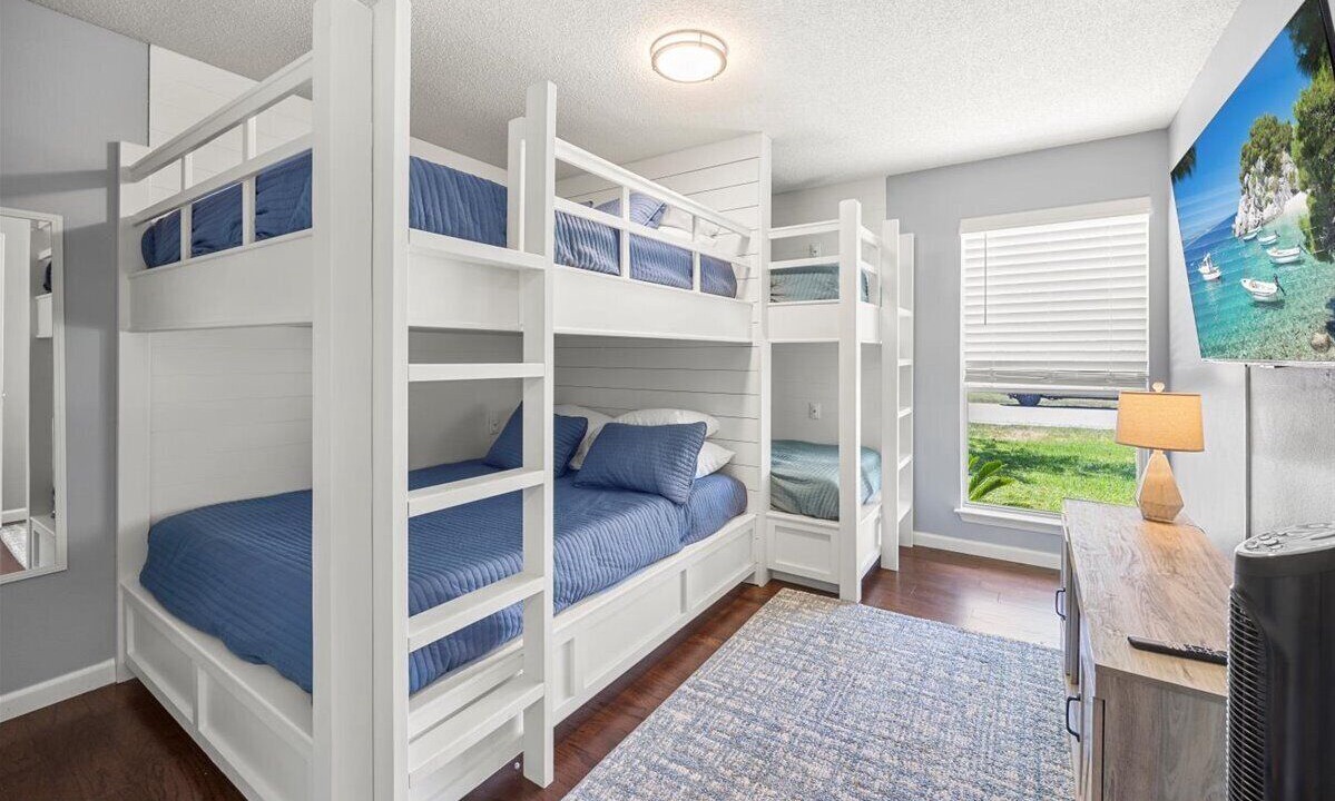 Photo of Bedroom in Ono Island