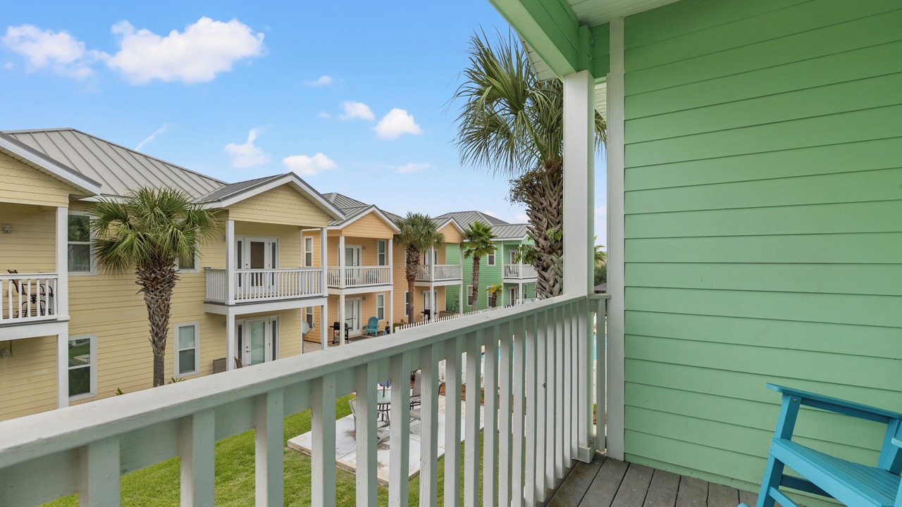 Photo of Patio Balcony in Holiday Beach