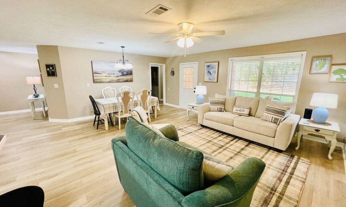 Photo of Livingroom in Hammond