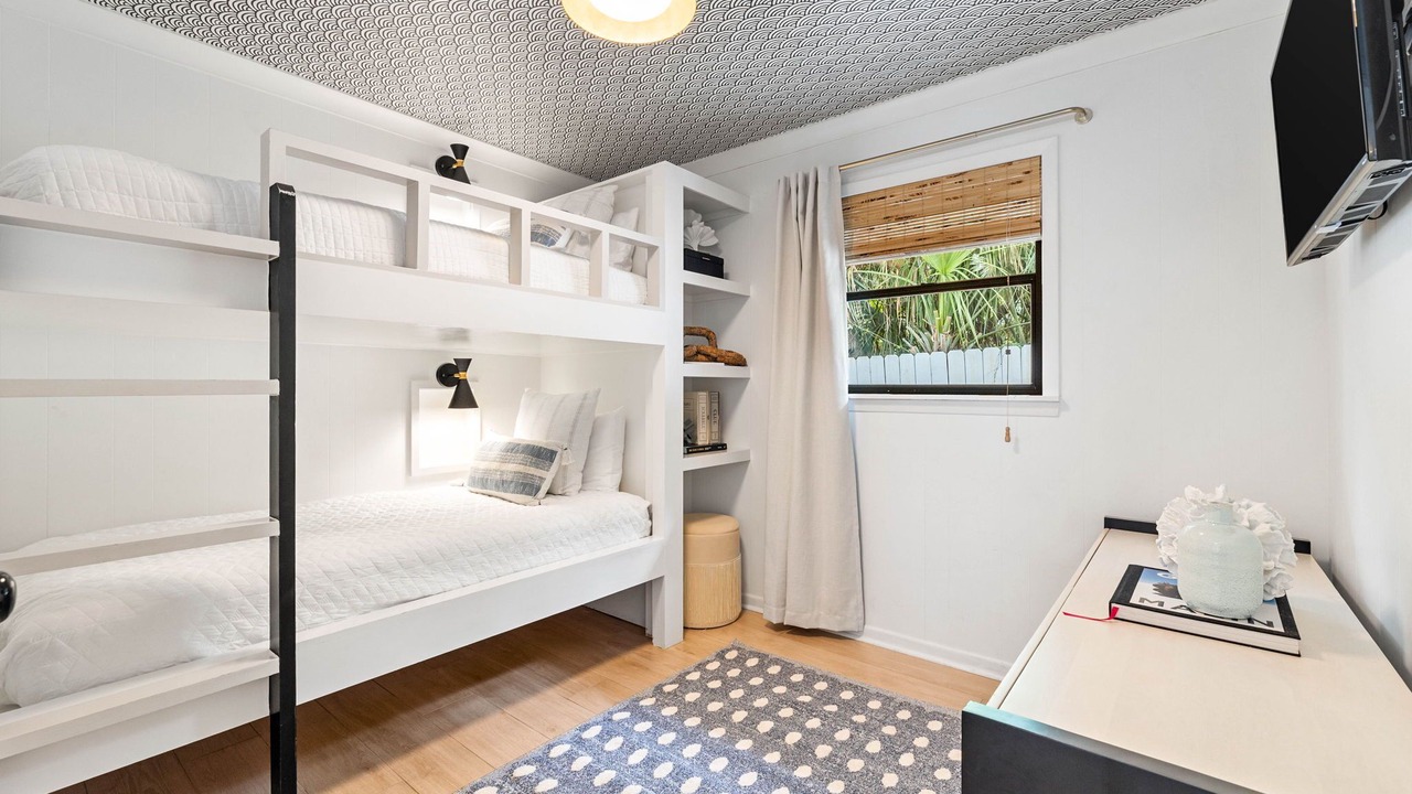 Photo of Bedroom in Santa Rosa Beach