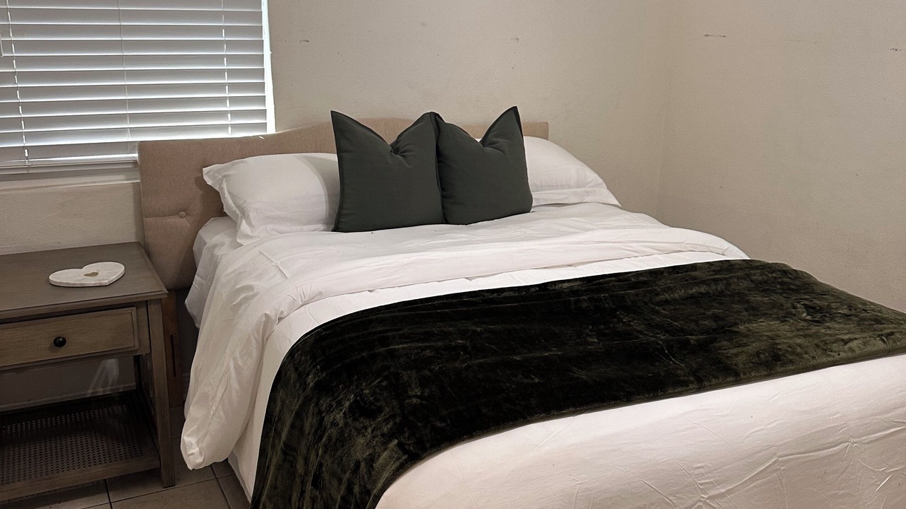 Photo of Bedroom in Foley