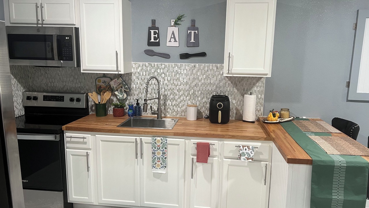 Photo of Kitchen in Cypress Gardens