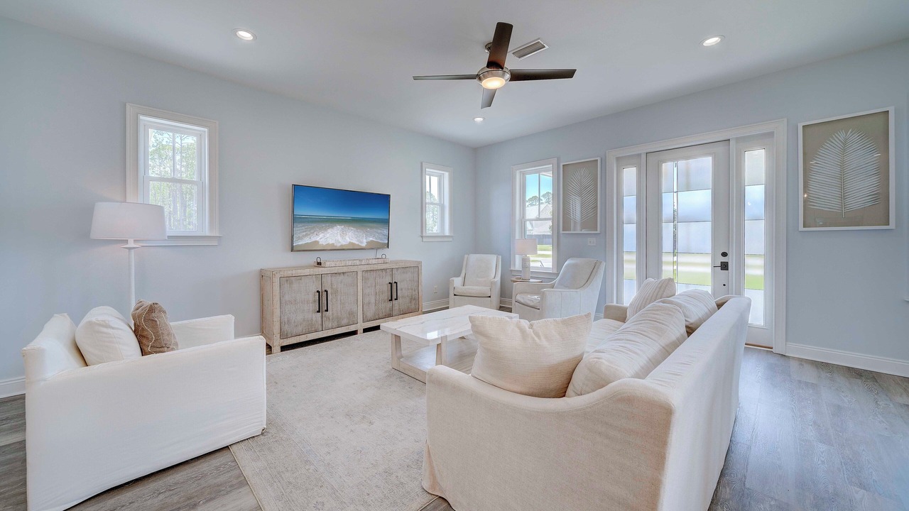 Photo of Livingroom in West Panama City Beach