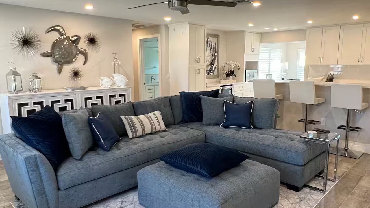 Photo of Livingroom in East Naples