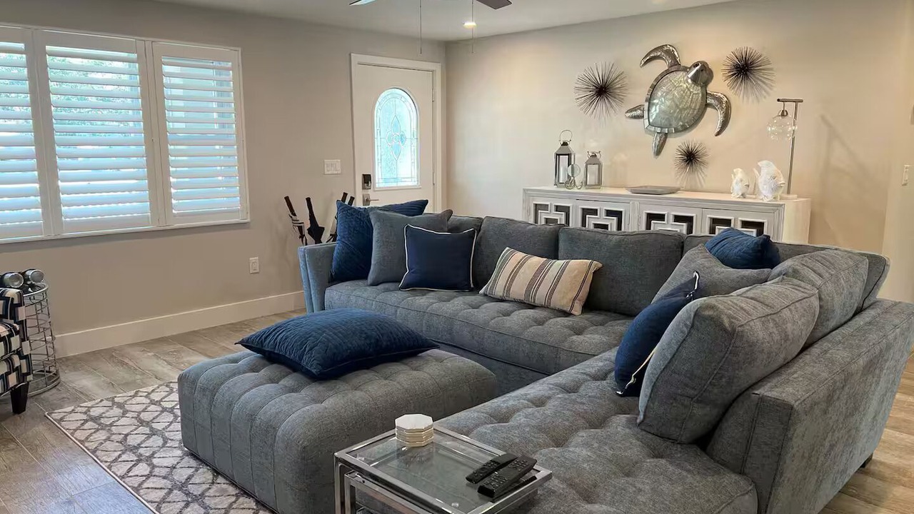 Photo of Livingroom in East Naples