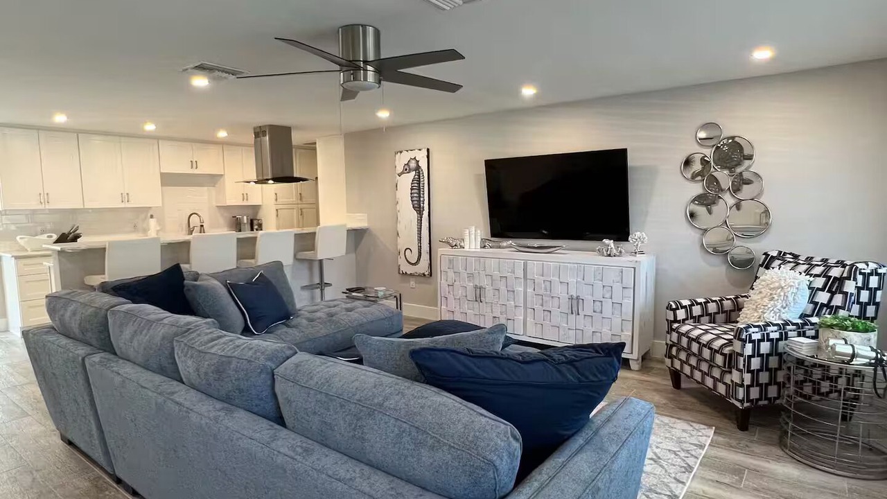 Photo of Livingroom in East Naples