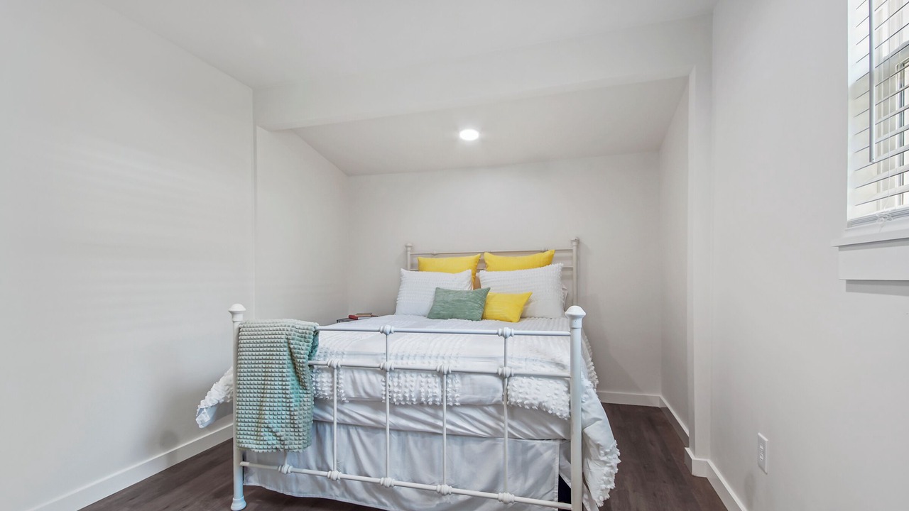 Photo of Bedroom in Drummond And Ware
