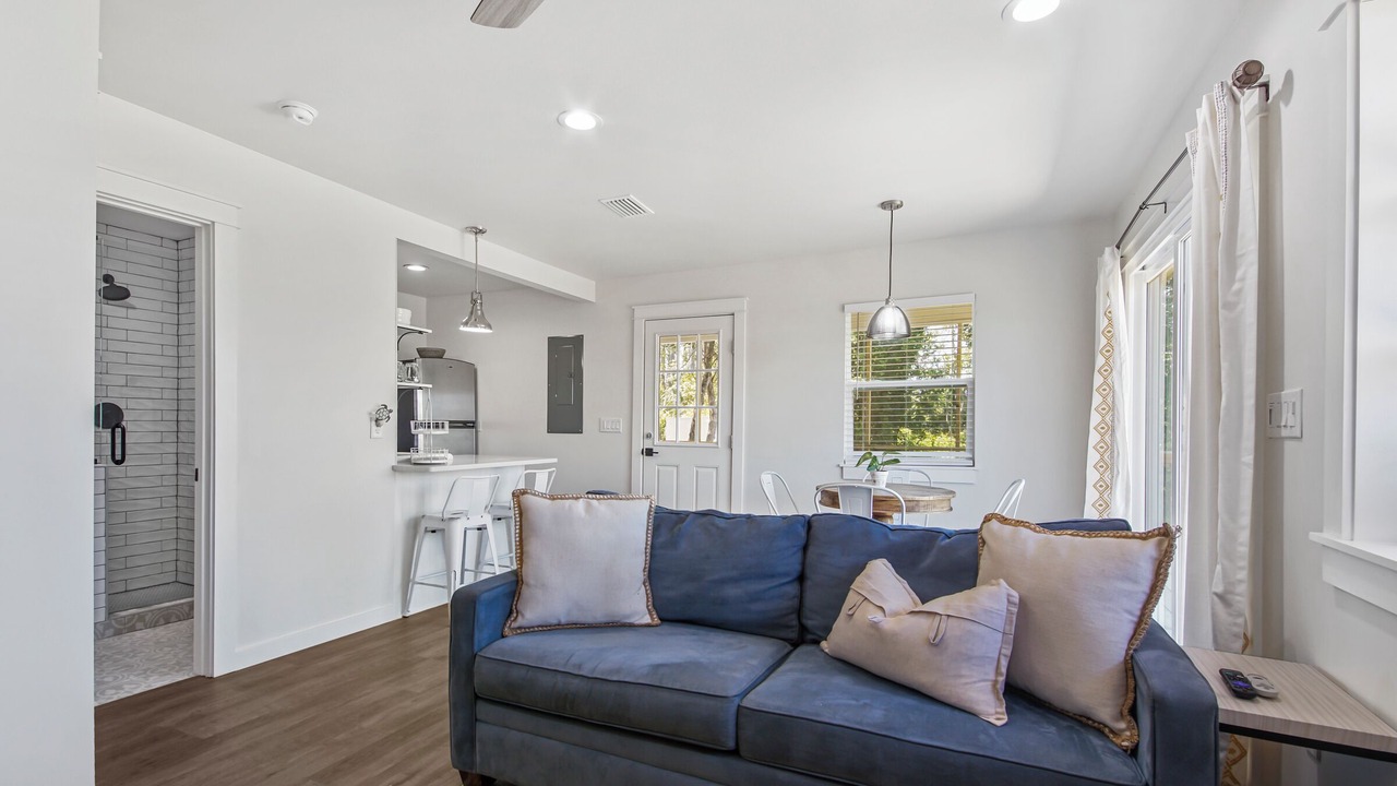 Photo of Livingroom in Drummond And Ware