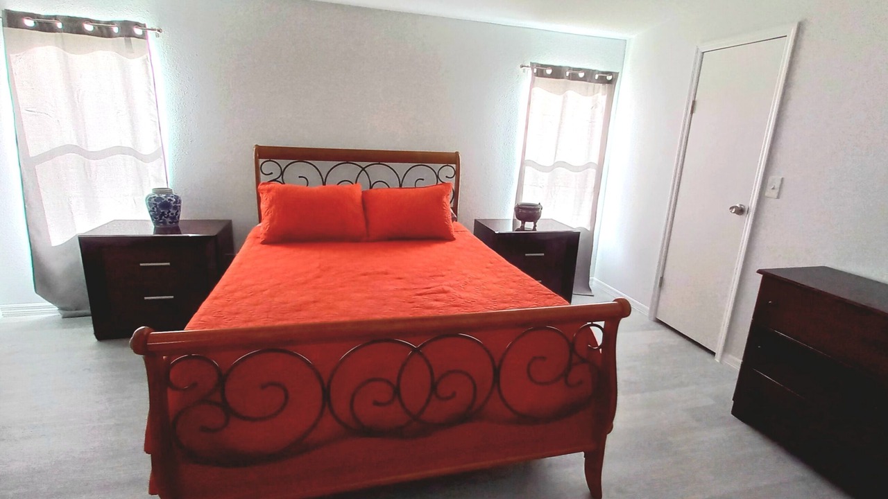 Photo of Bedroom in Wesley Chapel