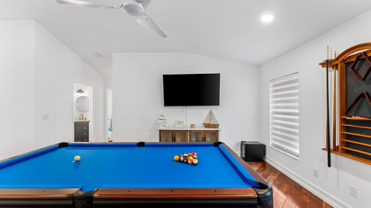 Photo of Bedroom in Willoughby Acres