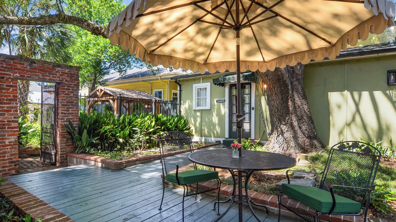 Photo of Outdoor in Treme