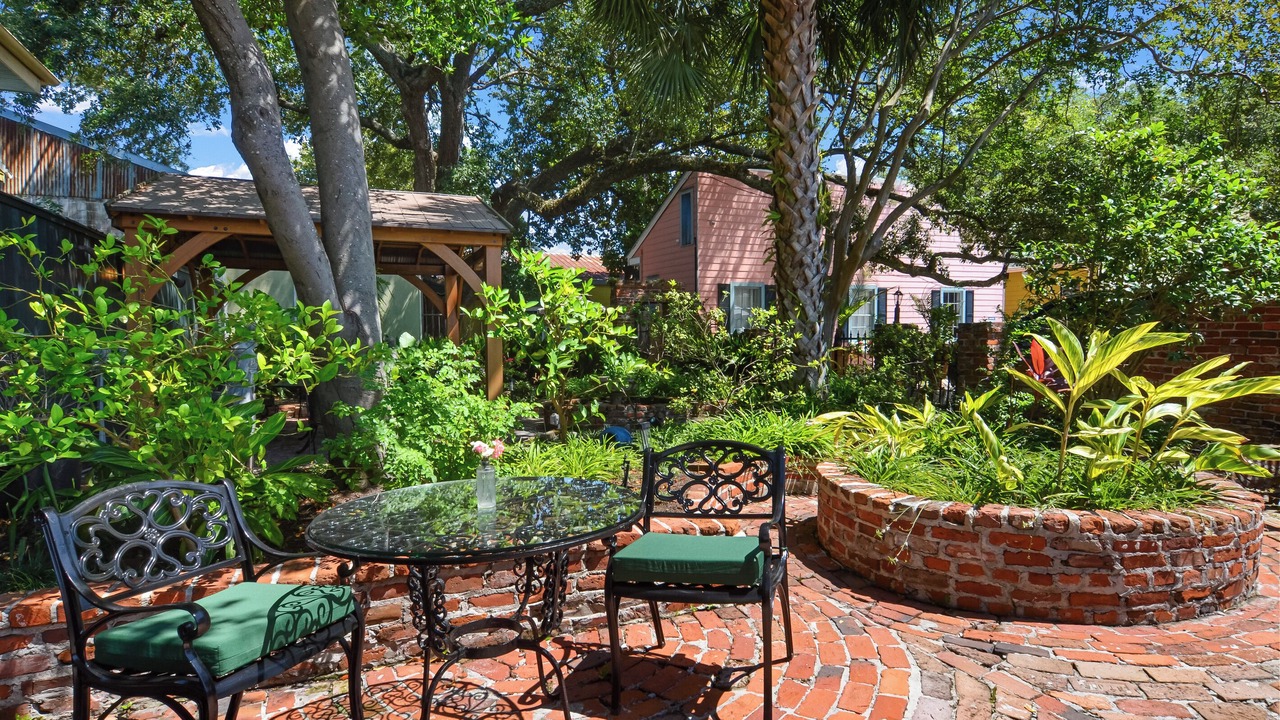 Photo of Outdoor in Treme