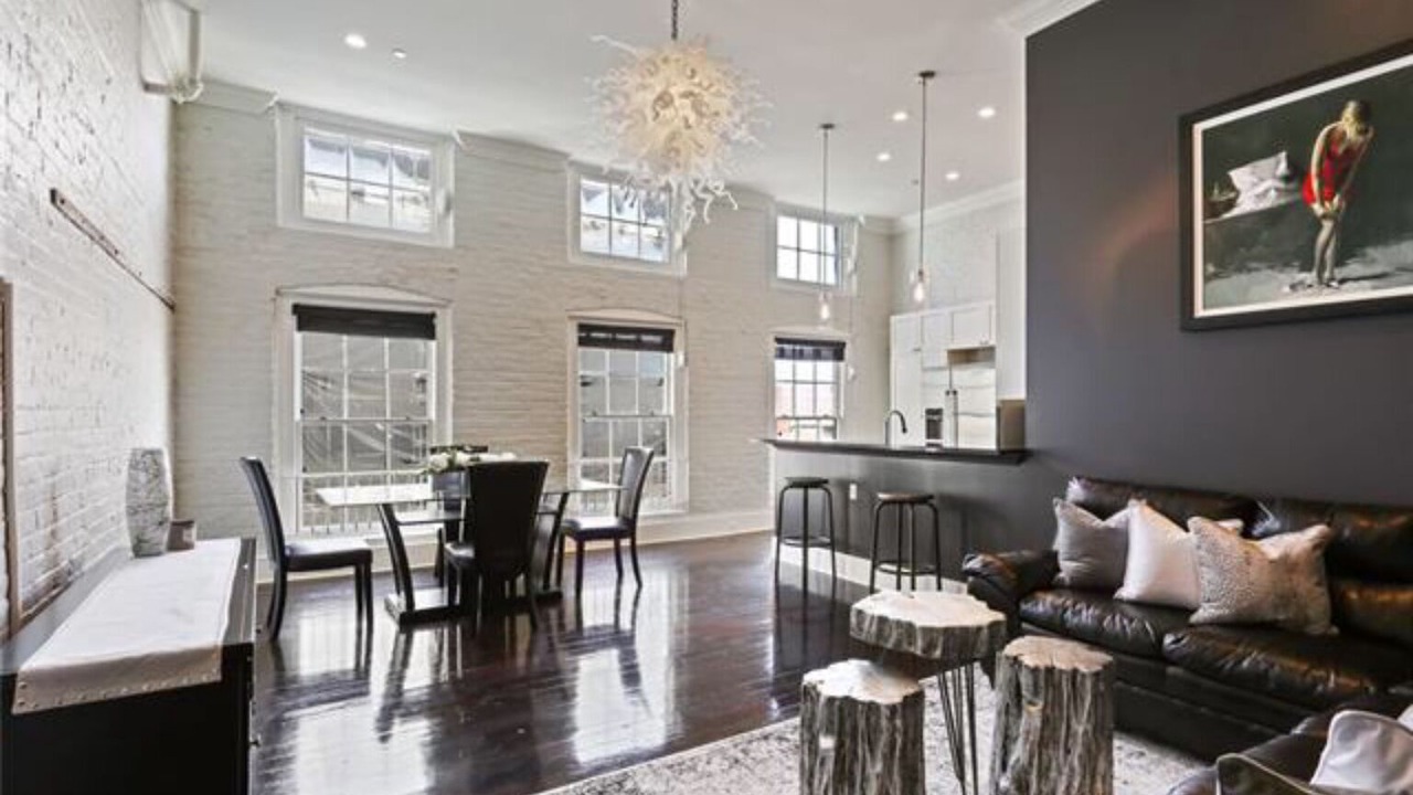Photo of Livingroom in French Quarter
