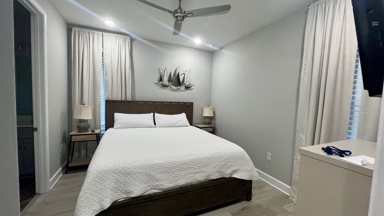 Photo of Bedroom in Niceville