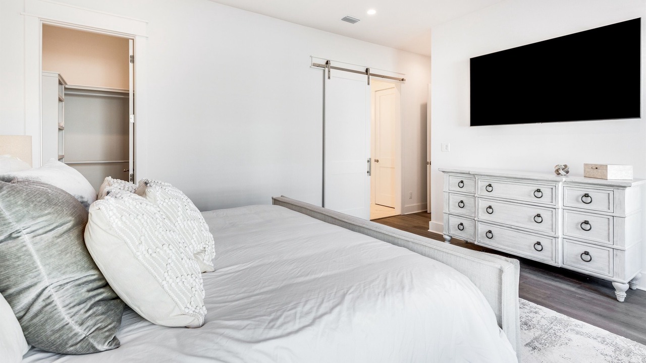 Photo of Bedroom in Four Mile Village