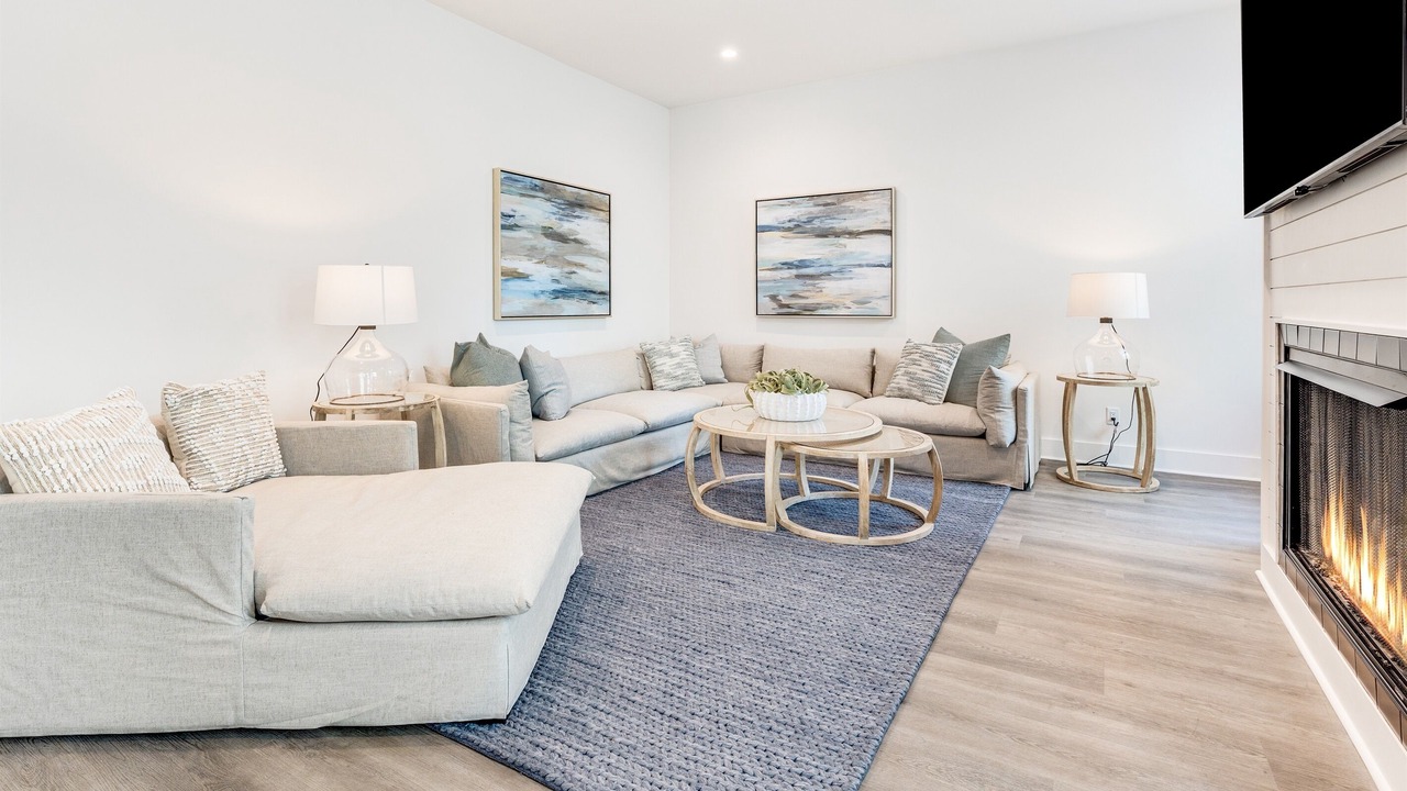 Photo of Livingroom in Four Mile Village