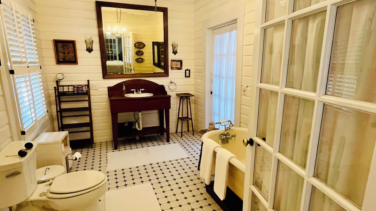 Photo of Bathroom in Historic Downtown Apalachicola