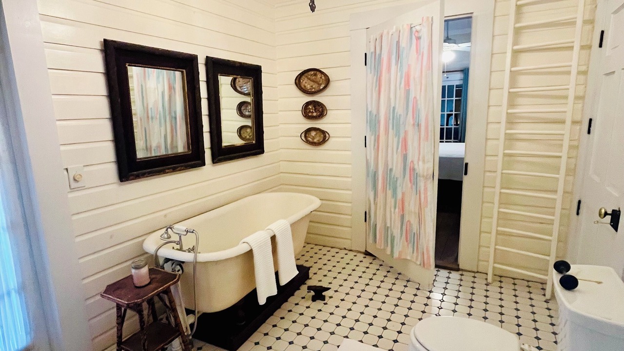 Photo of Bathroom in Historic Downtown Apalachicola